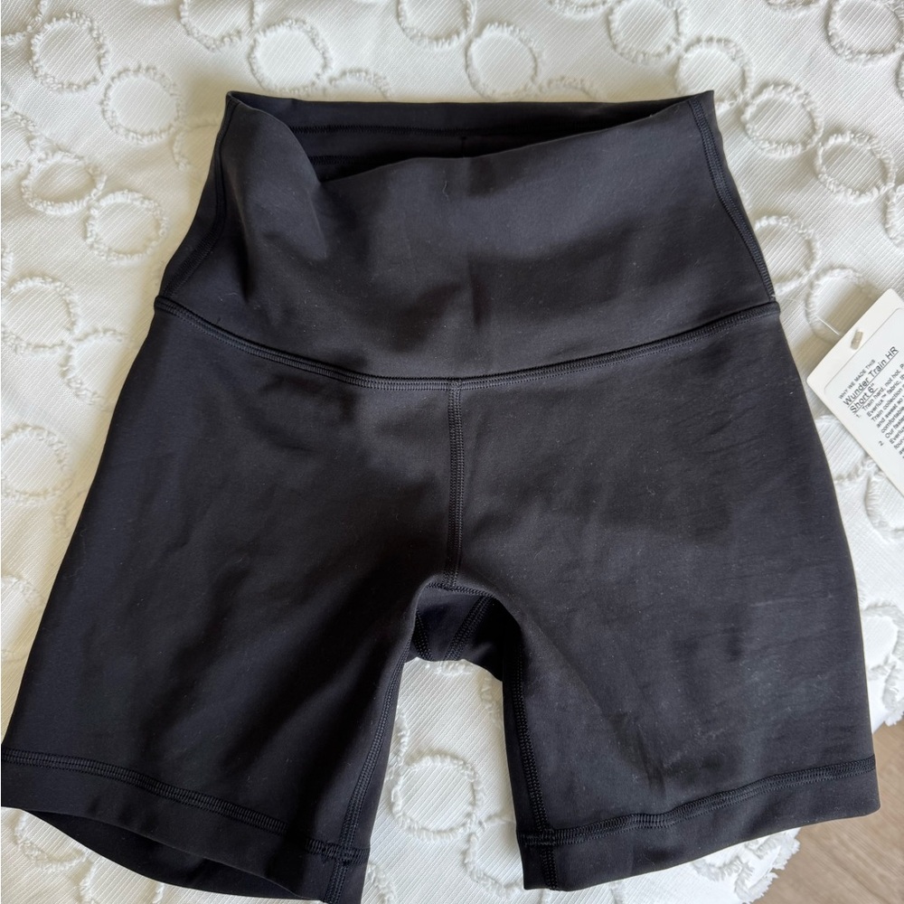 NWT Lululemon Wunder Train 6” Bike Shorts - Black